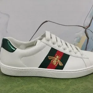 Gucci | Shoes | Womens Gucci Fashion Bee Little White  display picture 2